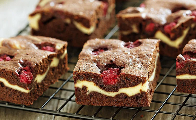 Raspberry Cheesecake Brownies