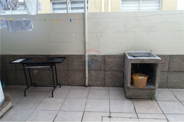 Casa de venta con sitio para BBQ grill