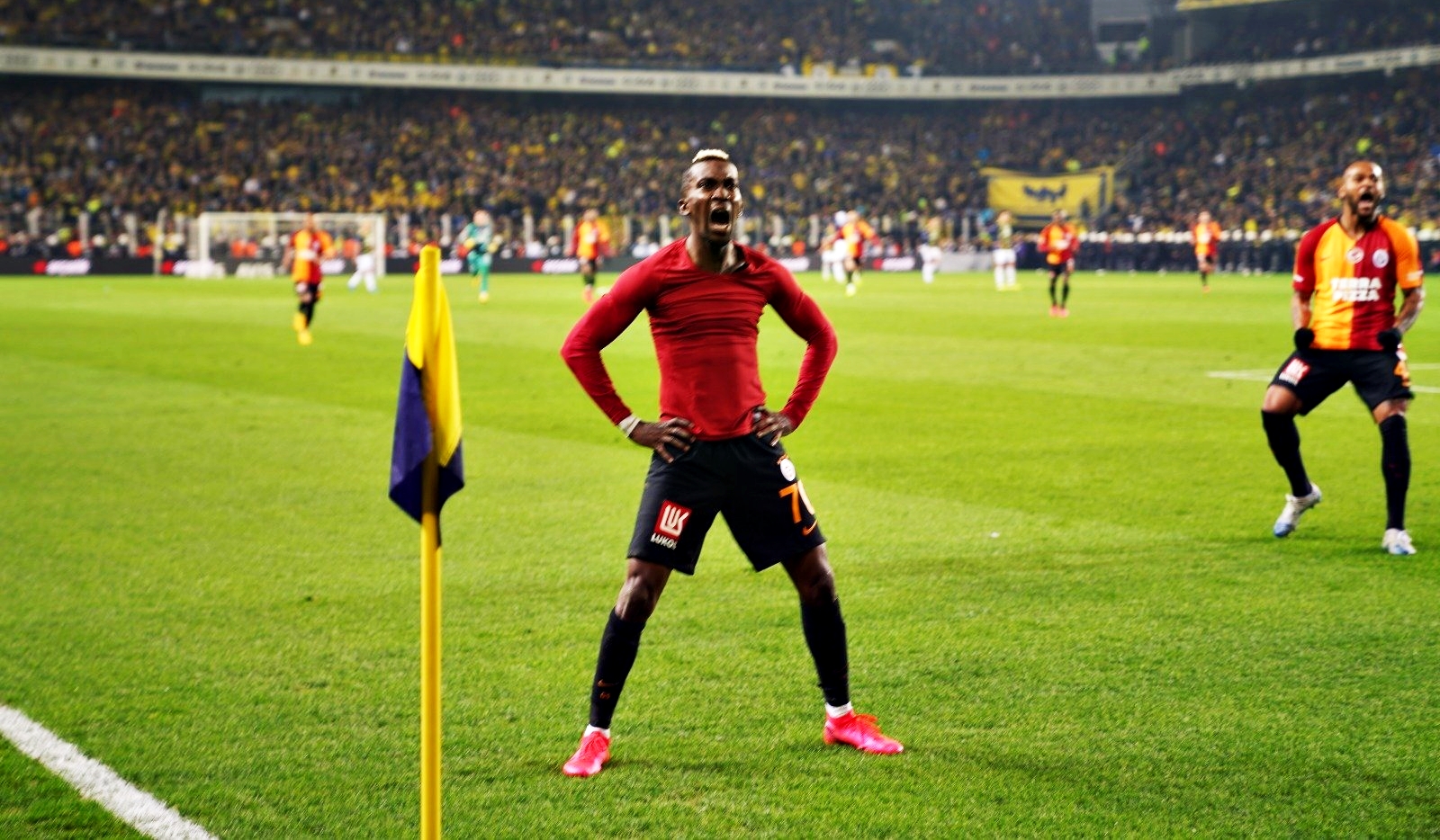 Onyekuru'dan Monaco'ya rest! 