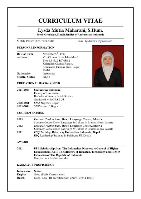 Contoh Curriculum Vitae (CV) dalam Bahasa Inggris Terbaru 