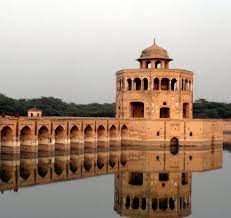 History of Hiran Minar