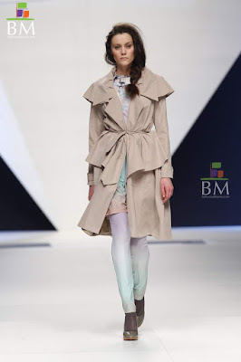 Madrid Fashion Week photos, Madrid Fashion Week Wallpaper gallery, pictures Madrid Fashion Week, Bollywood Fashion Shows, Bollywood news, Bollywood pictures, Madrid Fashion Week Photo Gallery, Madrid Fashion Week Reviews, Madrid Fashion Week News