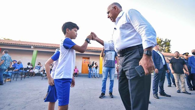 Rogério Cruz inaugura reconstrução de escola no Setor Crimeia Leste, e destaca que educação é prioridade