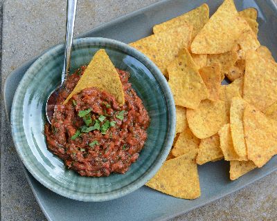 Slow-Roasted Tomato Salsa, another meal prep appetizer ♥ AVeggieVenture.com.
