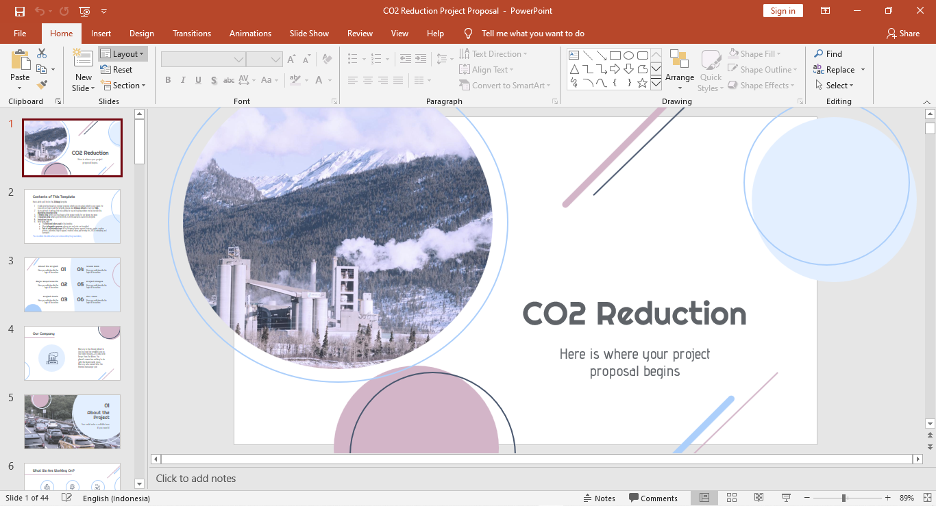  Dapat dipakai untuk memperlihatkan laporan terkait perubahan iklim dengan beberapa ilustras Download Template PowerPoint CO2 Reduction