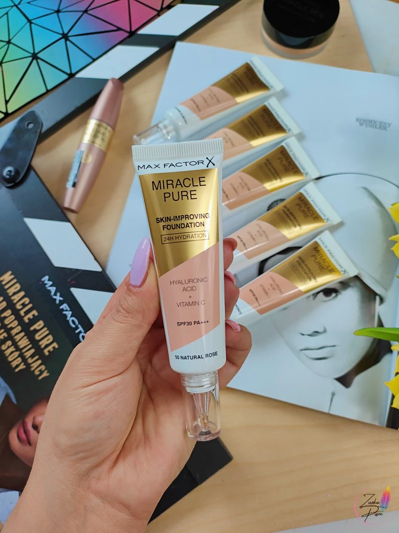 Max Factor Miracle Pure - podkład poprawiający kondycję skóry SPF 30+