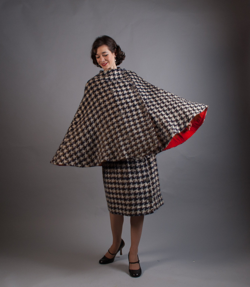 Vintage Houndstooth Cape #vintage #cape