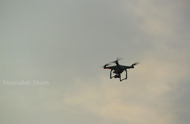 Drone yang mengabadikan dari atas Tugu Jogja