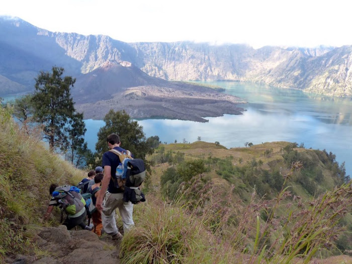 Rinjani Trekking 2D1N Summit 