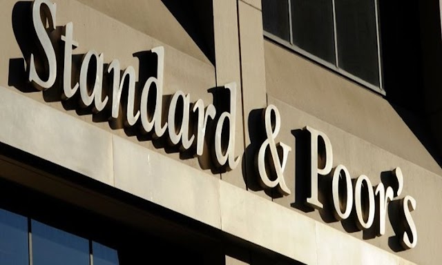 Ο οίκος S&P αναβάθμισε στην επενδυτική βαθμίδα την ελληνική οικονομία!