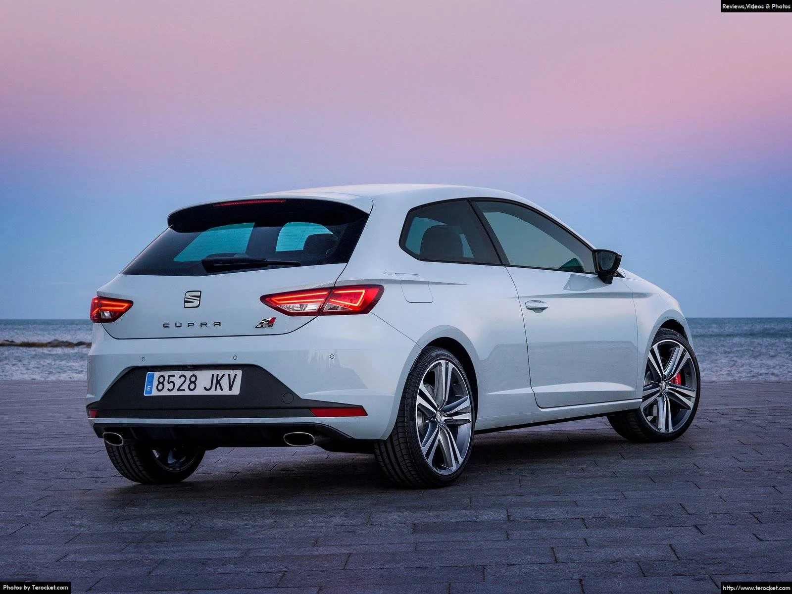 Hình ảnh xe ô tô Seat Leon Cupra 290 2016 & nội ngoại thất