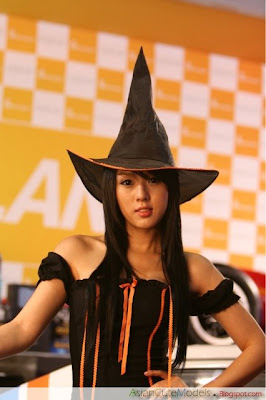 Korean Hot Model Hwang Mi Hee Witch