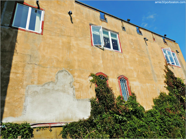 Fachada del Castillo Hammond, Gloucester