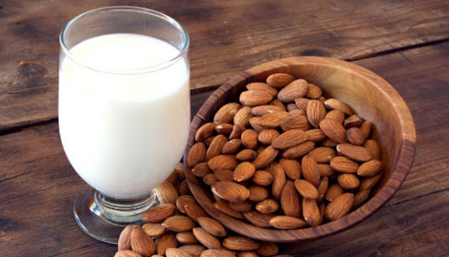 Resep Susu Almond Minuman Spesial Untuk Sajian Bulan Ramadhan