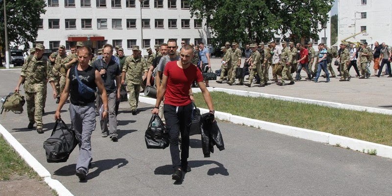 Особливості звільнення з військової служби під час воєнного стану