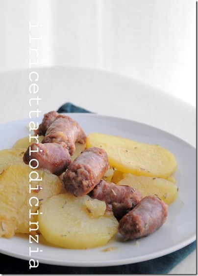 salsiccia e patate saltate con birra e rosmarino…