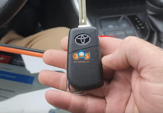Program 2021 Toyota RAV4 Blade Key without 8A Adapter 14