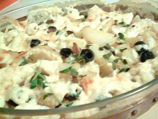 Potato au Gratin with Thyme, Sun-Dried Tomatoes & Olives