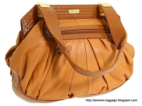 Woman luggage:woman-1336956