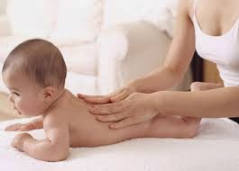 perawatan natural minyak esensial bayi dan anak-anak