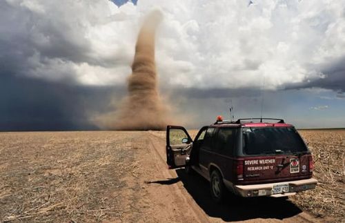 Foto Tornado yang Mengagumkan