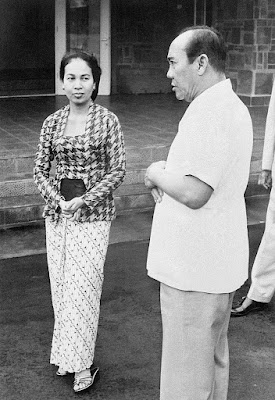 Sukarno dan Hartini Opiniherry