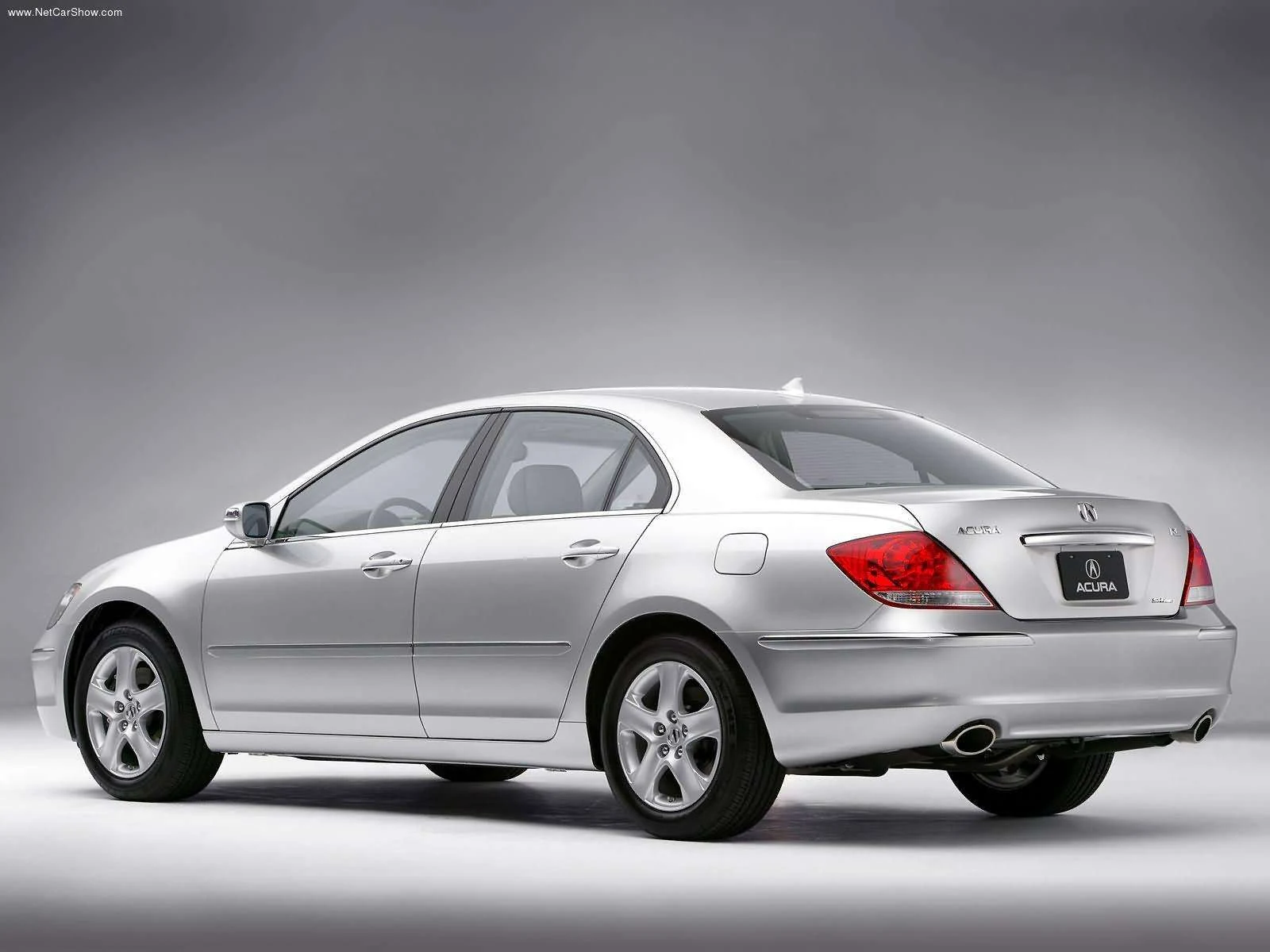 Hình ảnh xe ô tô Acura RL 2005 & nội ngoại thất