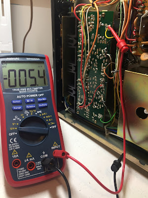 Pioneer SX-727_DC Offset_Left channel_between pin 5 and ground