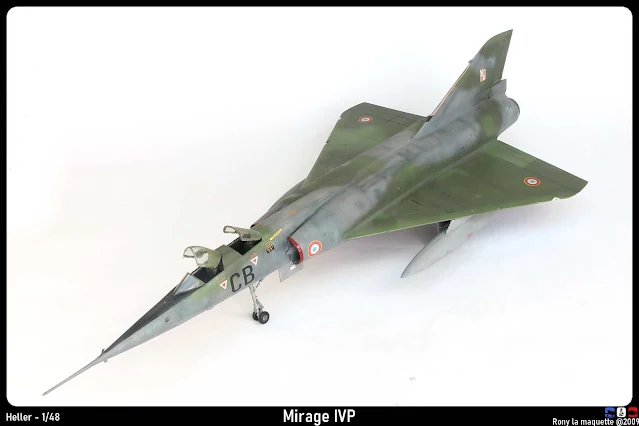 Maquette du  Mirage IV P d'Heller au 1/48.