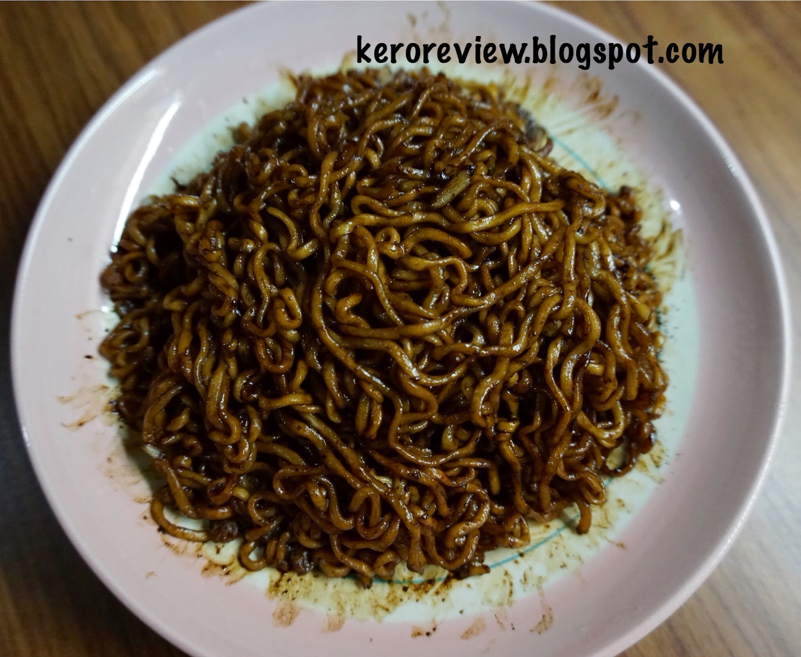 รีวิว โอโตกิ บะหมี่เกาหลี ชาจังราเมน บะหมี่ถ้วยกึ่งสำเร็จรูป จาจังเมียน (CR) Review Korean Chajang Instant Cup Noodles, Ottogi Brand.