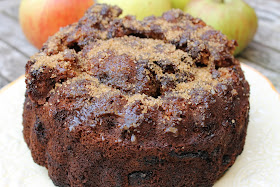 Spiced autumn apple cake fall nutmeg cinnamon baking recipe wholemeal wholewheat