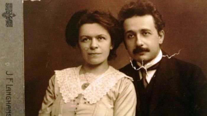  Masa Kecil, Perjalanan Hidup, dan Kisah Cinta Albert Einstein