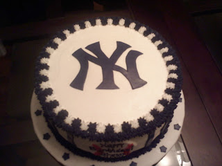 Birthday Cakes  York on Lick Your Lips Cakes  Ny Yankees Birthday Cake