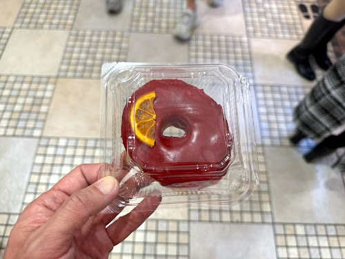 Good Town Doughnut x Dean & Deluca [Tokyo, JAPAN] - Cassis orange doughnut