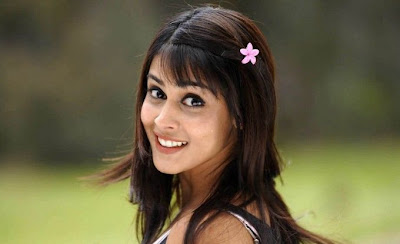 Genelia Hot Hair