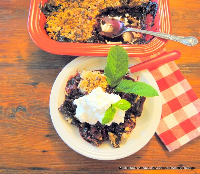 Old Fashioned Blueberry Crisp at Miz Helen's Country Cottage