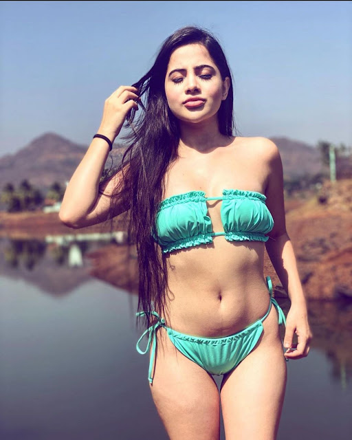 Indian-women-Hot-HD-Latest-images-Bikini-swimsuit-girls-american-models-bollywood-pictures-photos-mp4-photoshoot-beach-party-bra-panty-beautiful-babes-Northeast