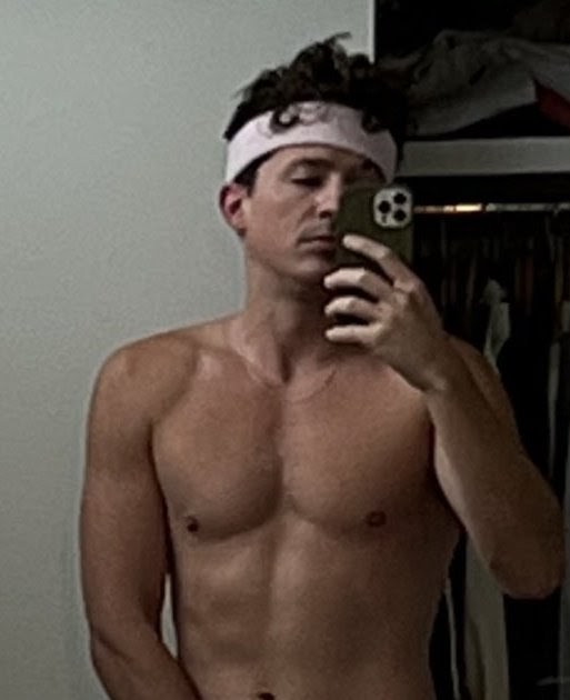 Alexis Superfan S Shirtless Male Celebs Charlie Puth Shirtless Selfie