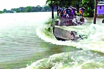 পানি কমছে ছড়িয়ে পড়ছে রোগবালাই