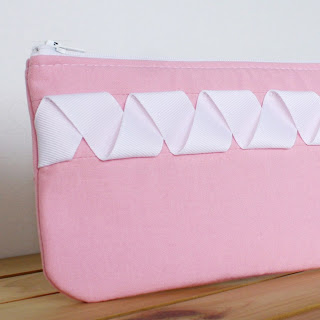 Handmade Zipper Pouch Pink and White