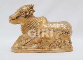 Nandi Statue