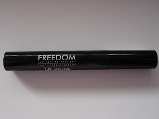 Freedom Curl Mascara a Volume Black Makeup Revolution