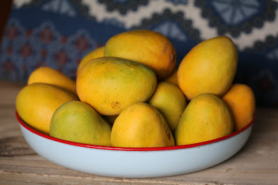 Harvesting and Enjoying Your Mangoes