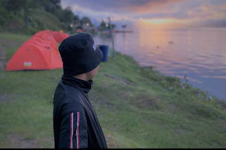 Bagiku kamu adalah bahagia, tapi bagimu aku ini apa?