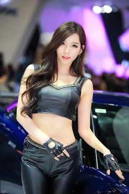 Lee Ji Min at Seoul Motor Show 2015 - koreanhdgirls.blogspot.com