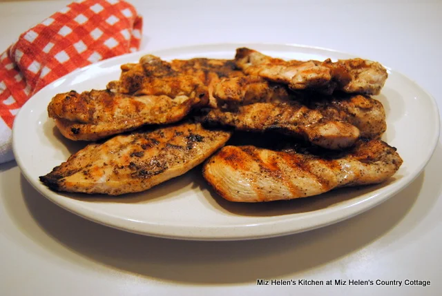 Grilled Chicken With Garden Relish at Miz Helen's Country Cottage