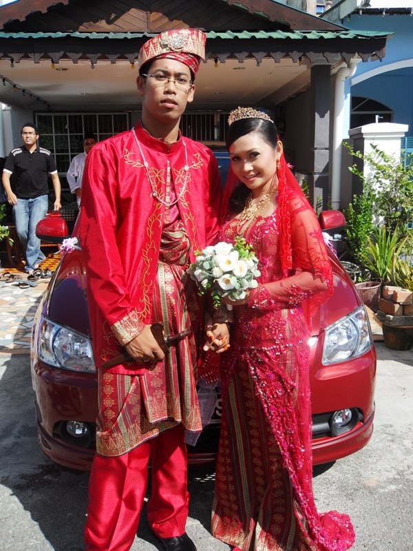 Koleksi Baju  Pengantin Baju  Merah  Songket