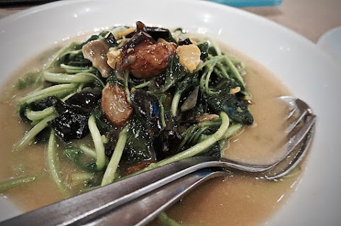 Putien, spinach in supreme stock