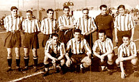 ATHLETIC CLUB DE MADRID - Madrid, España - Temporada 1935-36 - Mesa, Rubio, Valcárcel, Chacho, Luis Marín, Pacheco y Arocha; Elícegui, Ipiña, Marculeta y Gabilondo - HÉRCULES DE ALICANTE 2 (Mendizábal y Aparicio), ATHLETIC CLUB DE MADRID 1 (Rubio) - 22/03/1936 - Liga de 1ª División, jornada 18 - Alicante, campo  de Bardín - Descenso a 2ª no confirmado por la llegada de la Guerra Civil