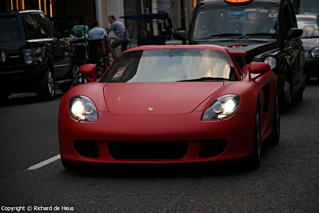 Flat Red Carrera GT: Black And Yellow Carrera Gt. Flat Red Carrera GT: